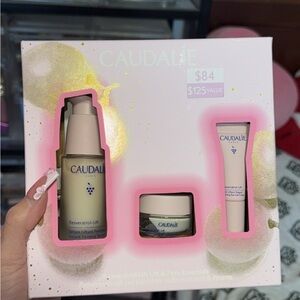 Caudalie Pink Resveratrol-Lift Essentials